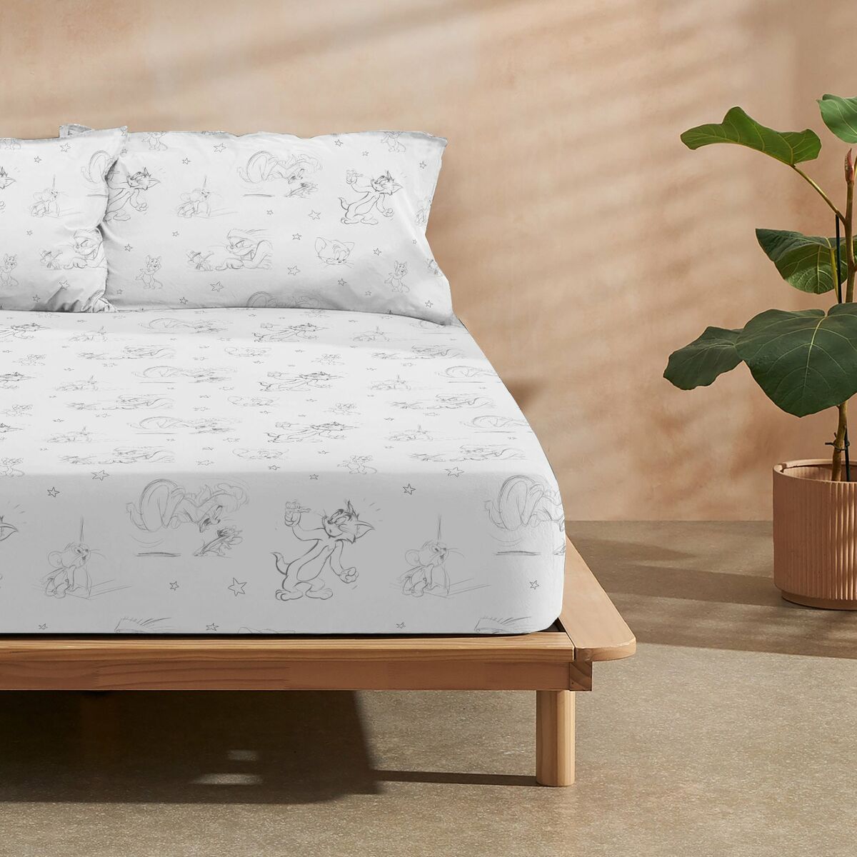 Foaie de fund montată Tom & Jerry Multicolor Pat 140